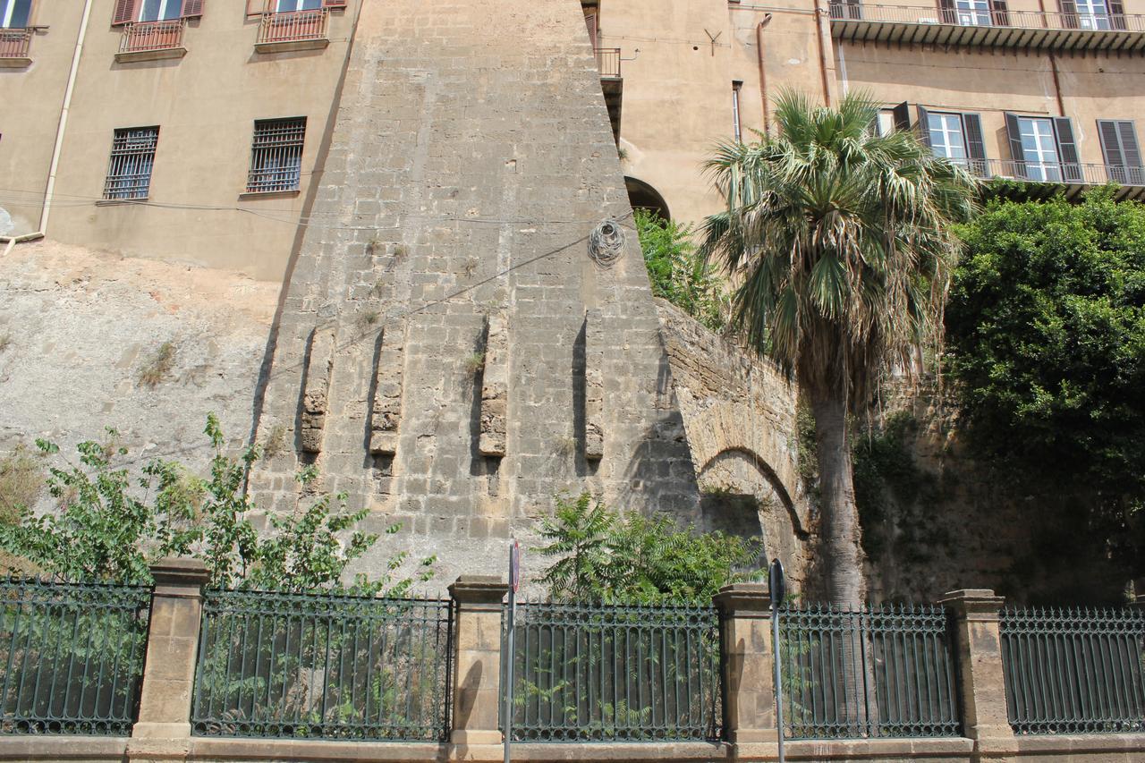 B&B Al Bastione Normanno Palermo Esterno foto